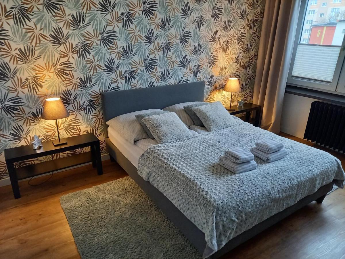 Brzezno Plaza Apartment กดัญสก์ ภายนอก รูปภาพ
