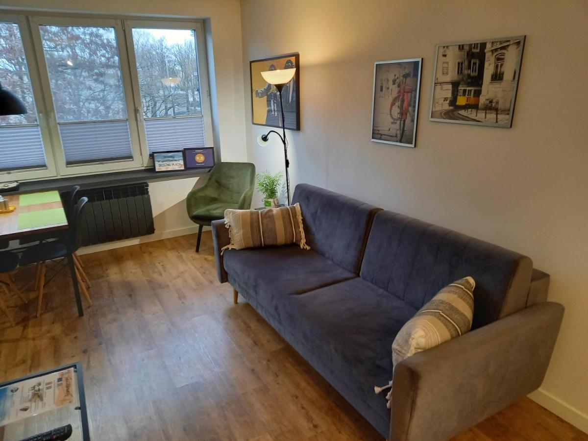 Brzezno Plaza Apartment กดัญสก์ ภายนอก รูปภาพ